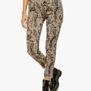 We The Free Brown Black Snakeskin Skinny Jeans NWT Size 31